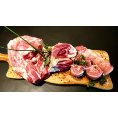 Epaule d'agneau roulée à l'ail des ours 500gr