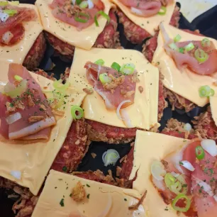 Hamburger Cheddar 4pc 700gr